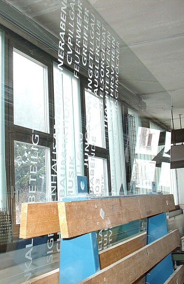 Sichtschutz mit gravierter Scheiben (sandgestrahlt)